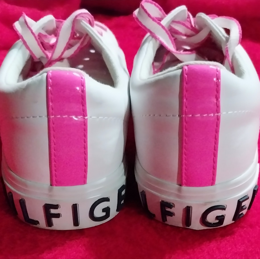 Tommy Hilfiger Vintage White and Pink Leather Athletic Shoes